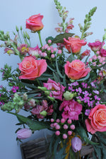 Load image into Gallery viewer, Coral Sunset Bouquet
