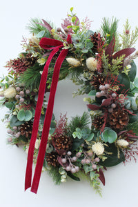 Faux Christmas Door Wreath | Cranberry Fizz