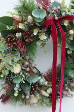 Load image into Gallery viewer, Faux Christmas Door Wreath | Cranberry Fizz
