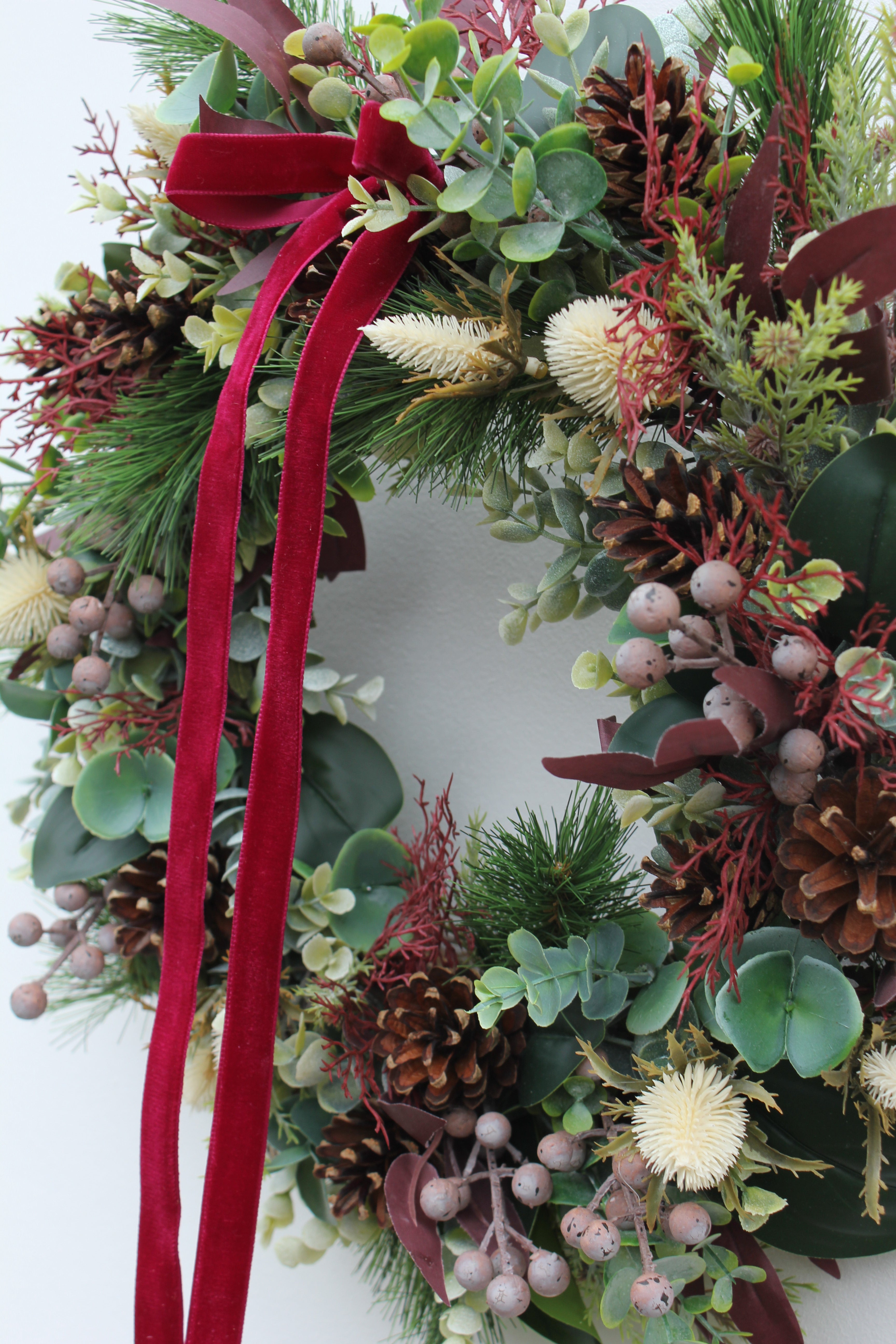 Faux Christmas Door Wreath | Cranberry Fizz