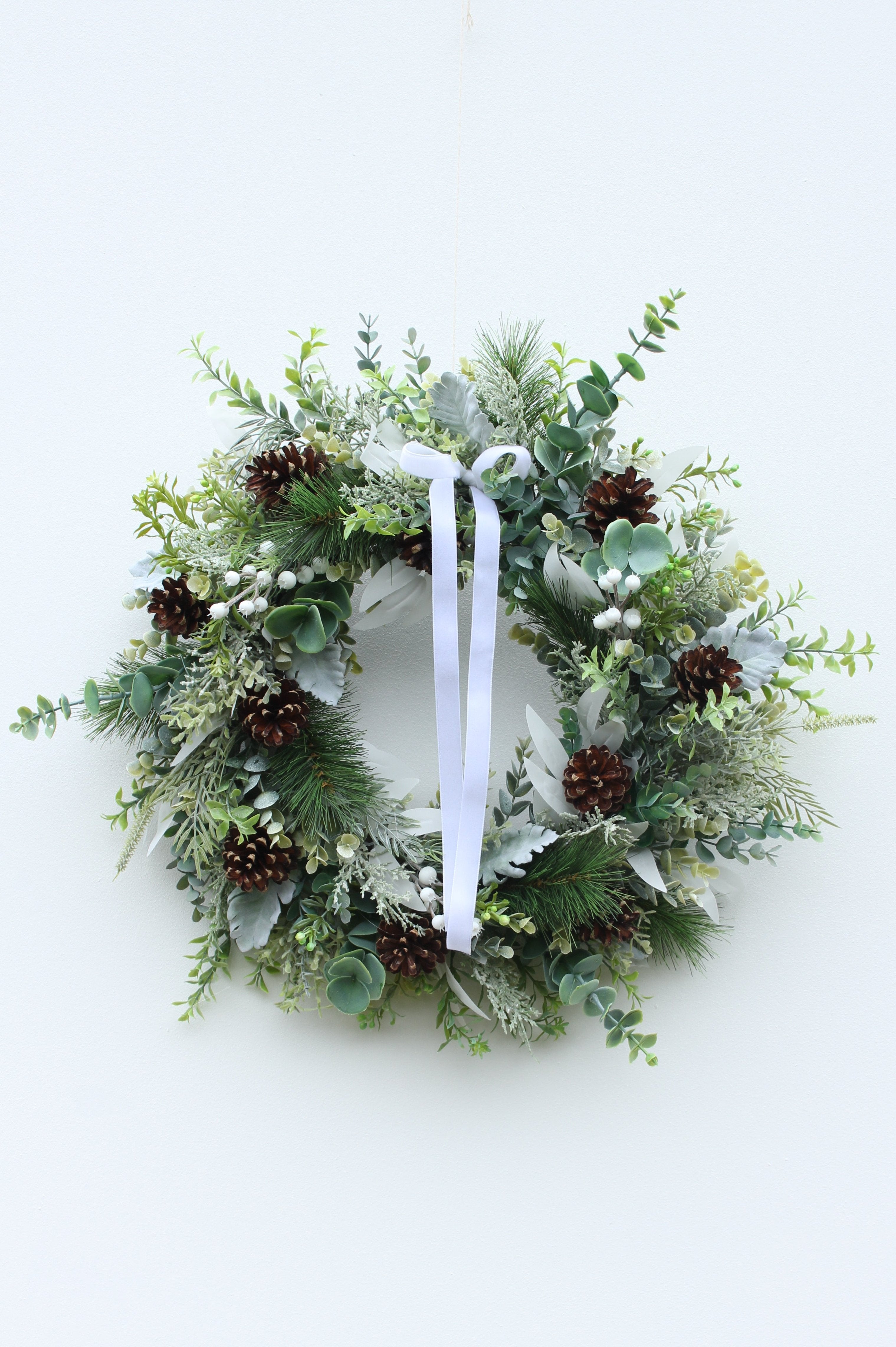 Faux Christmas Door Wreath | Snow Fall